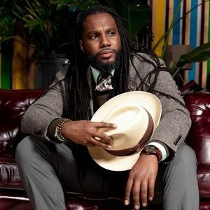 Meet your Posher, Geno